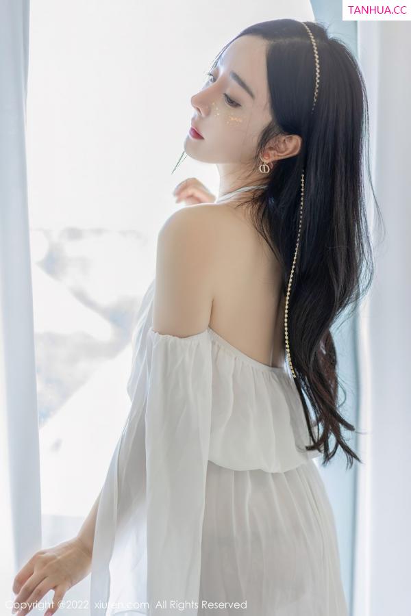 允薾  [XiuRen]高清写真图 2022.06.24 No.5188 允薾第12张图片